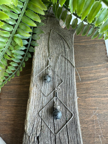 Larvakite Single Geometric Clasp Earring