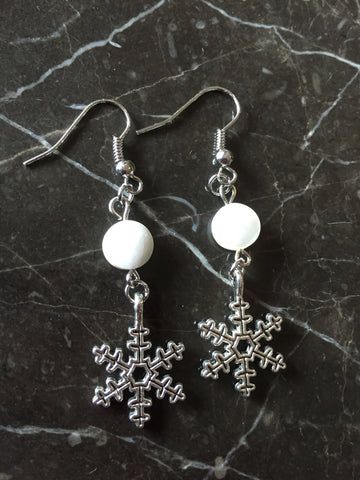 Snowflake Shell earrings - She-Rock Canada
